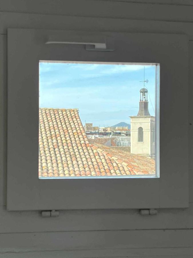 Romantic Duplex With Terrace And Great Views Girona Luaran gambar