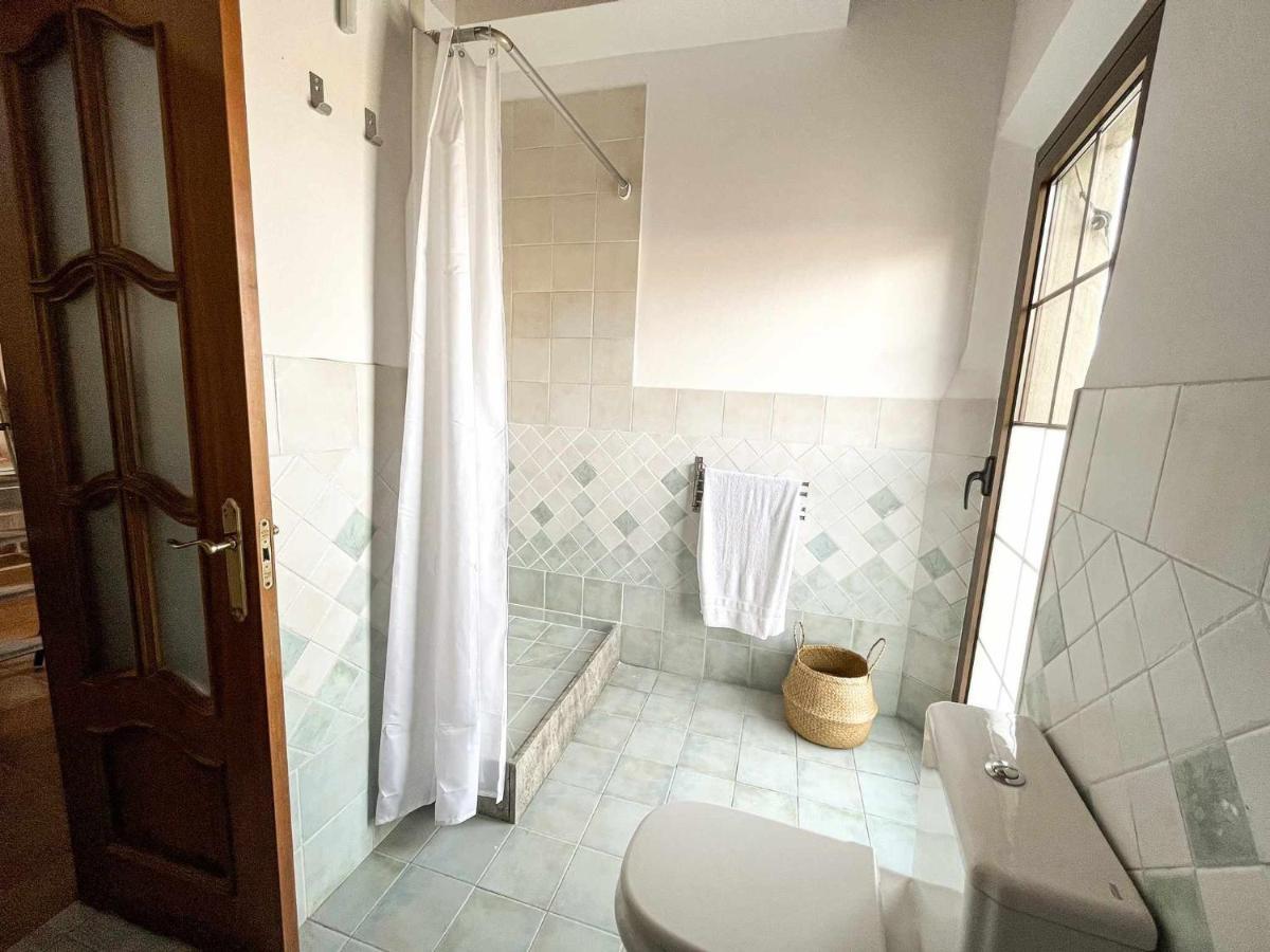 Romantic Duplex With Terrace And Great Views Girona Luaran gambar