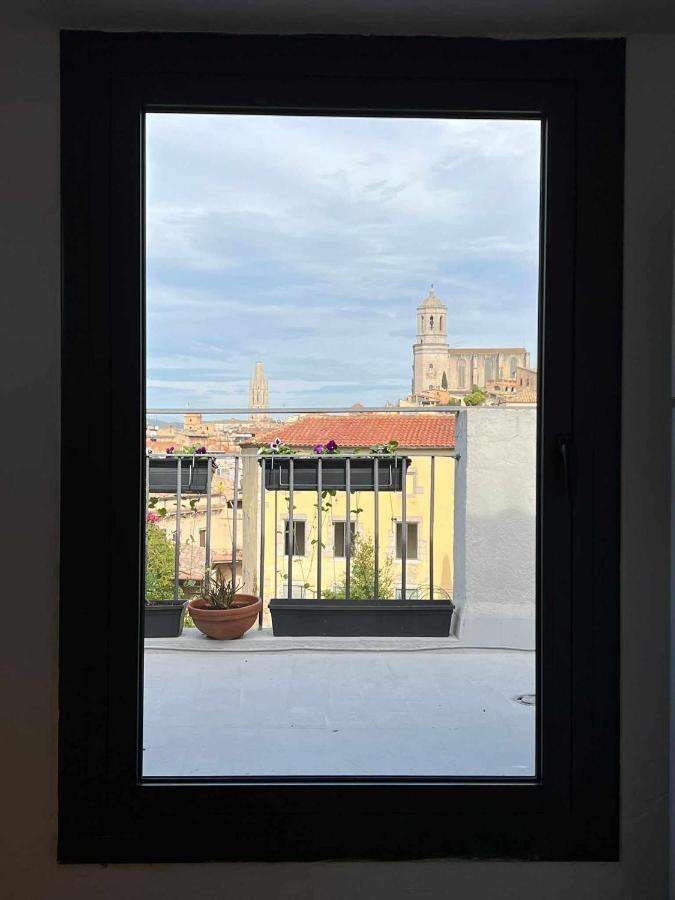 Romantic Duplex With Terrace And Great Views Girona Luaran gambar