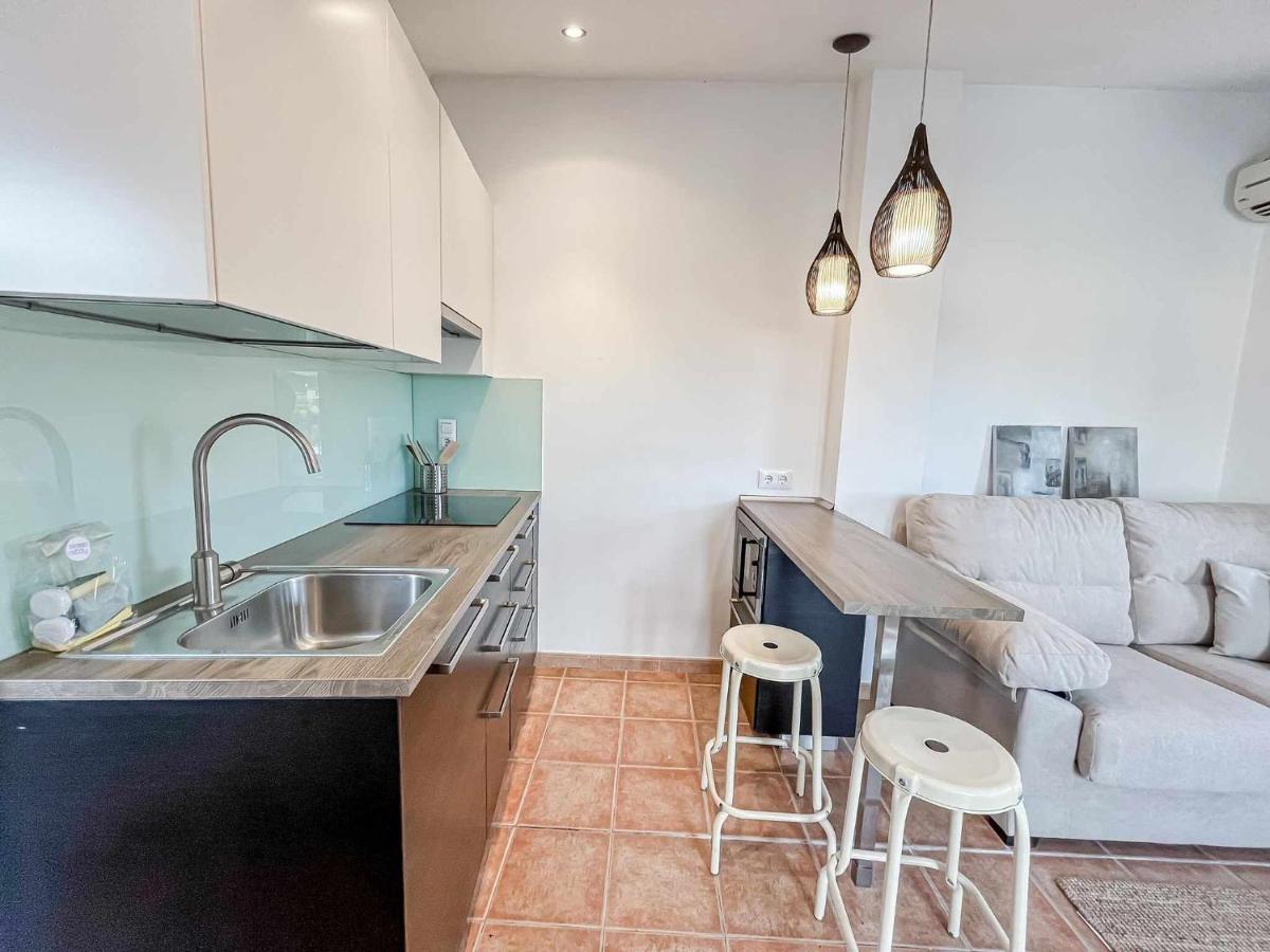 Romantic Duplex With Terrace And Great Views Girona Luaran gambar
