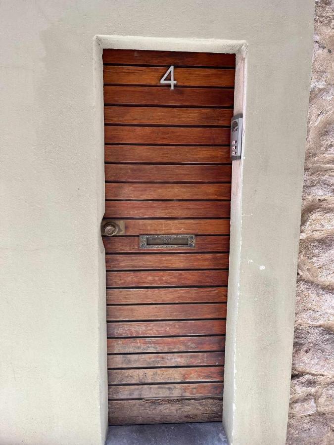Romantic Duplex With Terrace And Great Views Girona Luaran gambar