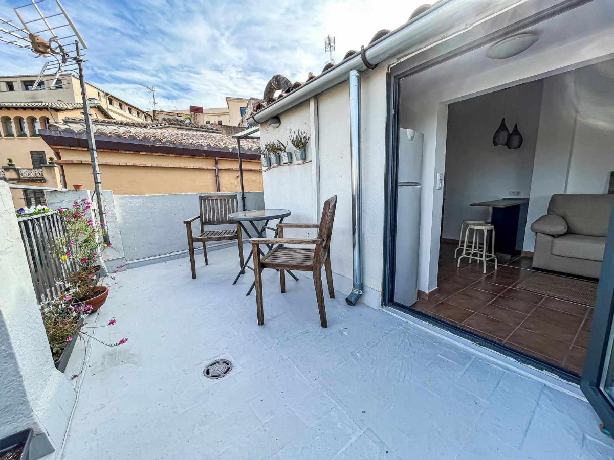 Romantic Duplex With Terrace And Great Views Girona Luaran gambar