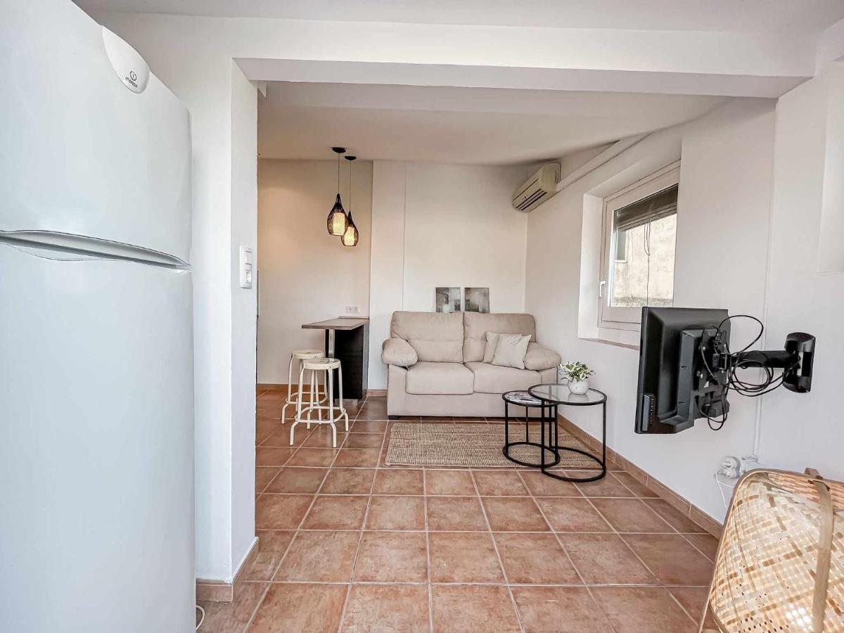 Romantic Duplex With Terrace And Great Views Girona Luaran gambar