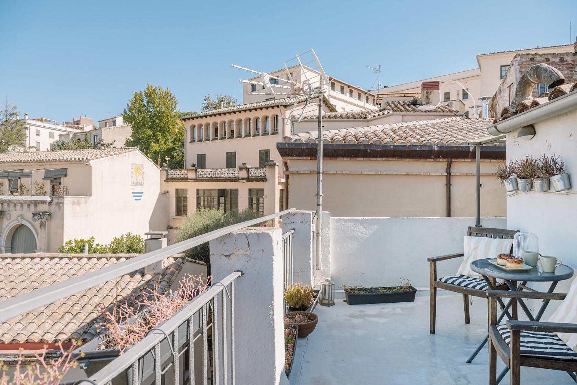 Romantic Duplex With Terrace And Great Views Girona Luaran gambar