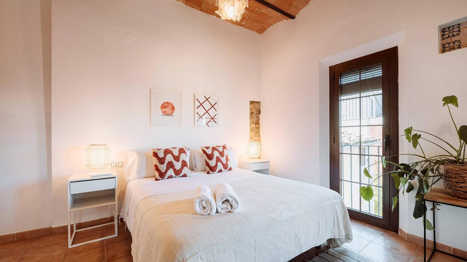 Romantic Duplex With Terrace And Great Views Girona Bilik gambar