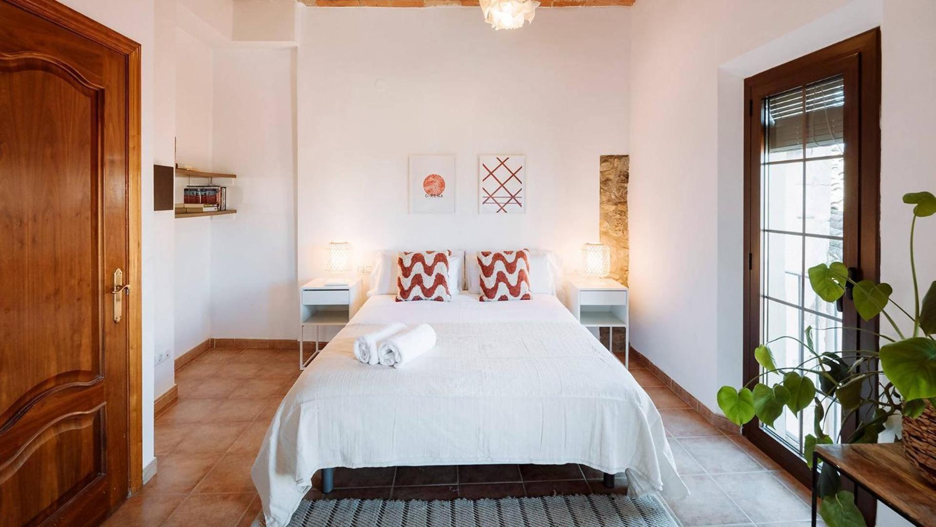 Romantic Duplex With Terrace And Great Views Girona Bilik gambar